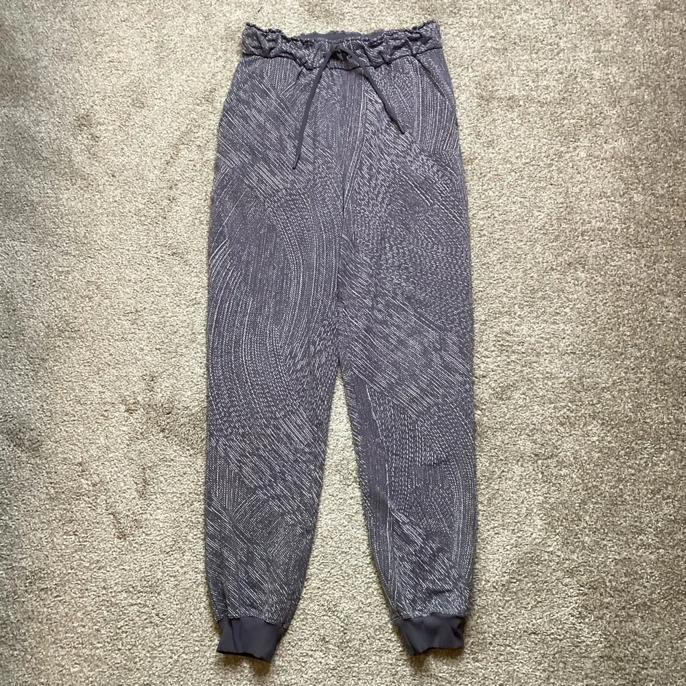 Lululemon Stretch High-Rise Jogger *Full Length Simultaneous Anchor Pants Cuff 4 - Picture 5 of 9